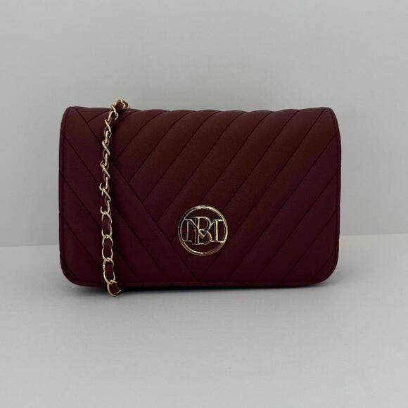 🍷 Badgley Mischka Small Burgundy Quilted Crossbody 🍷NWT Fall Vibes - Picture 1 of 2